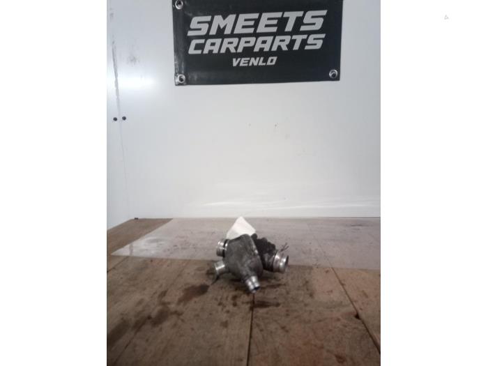 Gebrauchte Thermostatgehäuse BMW 3 serie (E90) 325i 24V Preis € 44,99 Margenregelung angeboten von Smeets Autos Venlo