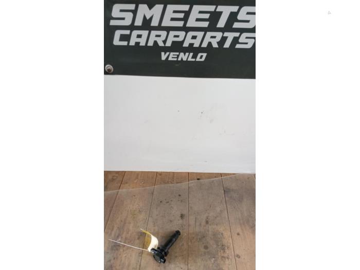 Gebrauchte Zündspule Kia Cee'd (EDB5) 1.6 CVVT 16V Preis € 9,99 Margenregelung angeboten von Smeets Autos Venlo