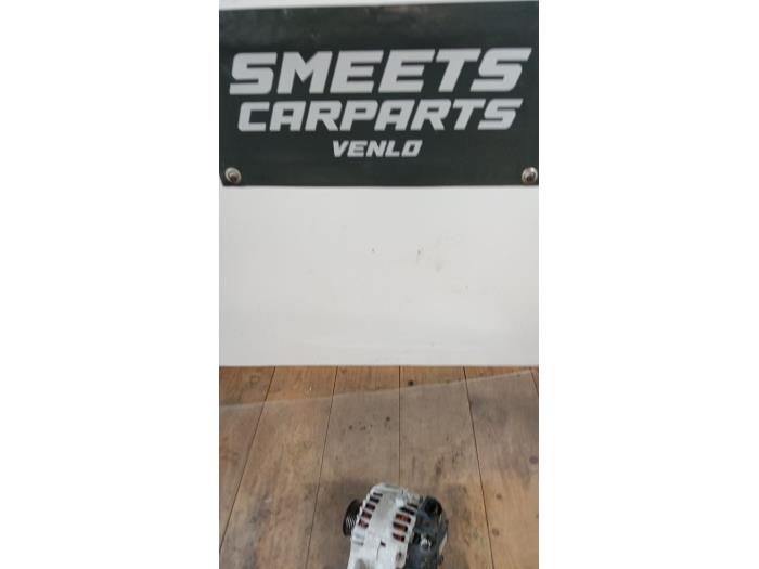Begagnade Dynamo Kia Cee'd (EDB5) 1.6 CVVT 16V Pris € 24,95 Marginaltabell erbjuds av Smeets Autos Venlo