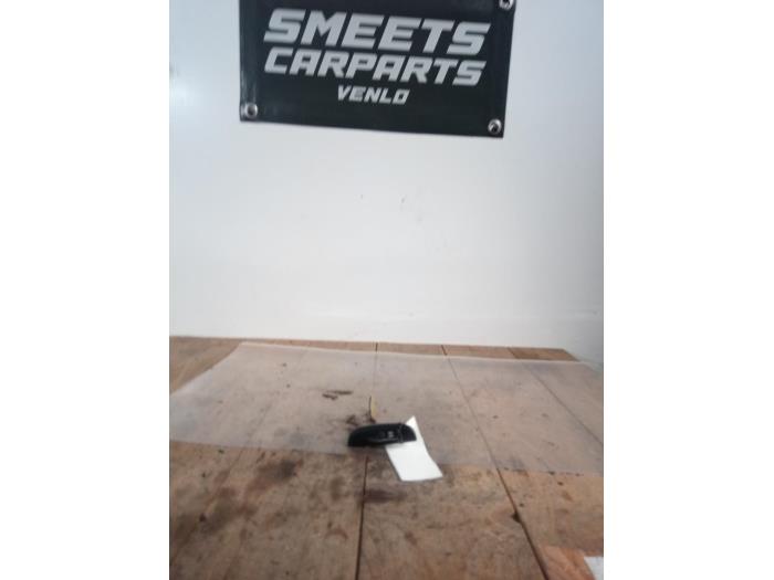 Używane Przelacznik Chevrolet Matiz (M200) 0.8 S,SE Cena € 19,95 Procedura marży oferowane przez Smeets Autos Venlo