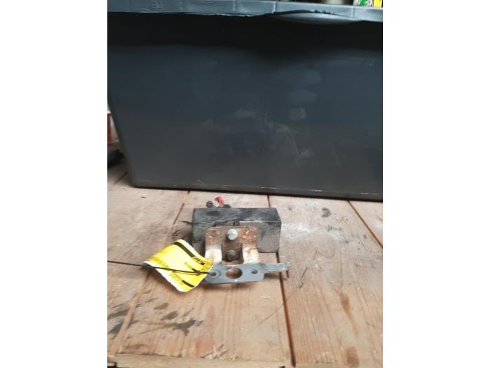 Used Cooling computer Volkswagen Polo IV (9N1/2/3) 1.2 12V Price € 4,00 Margin scheme offered by Smeets Autos Venlo