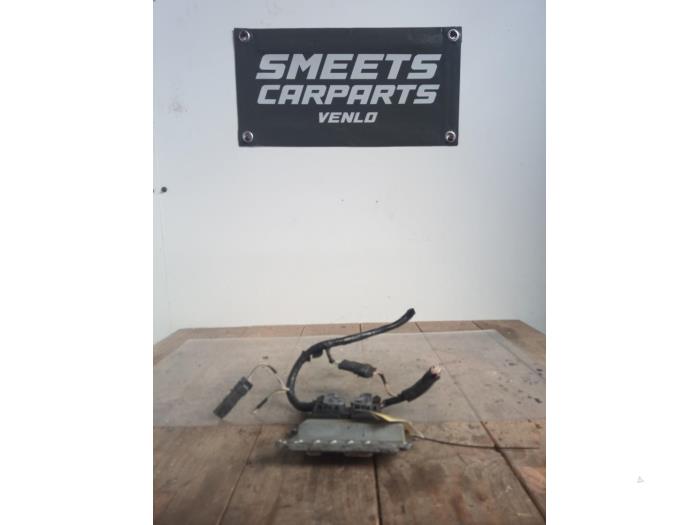 Used Engine management computer Renault Clio II (BB/CB) 1.2 16V Price € 59,99 Margin scheme offered by Smeets Autos Venlo
