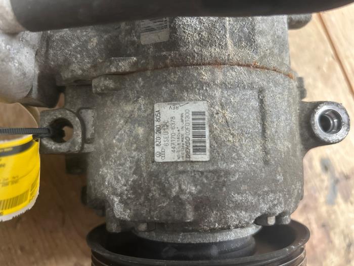 Usagé Pompe clim Audi A2 (8Z0) 1.6 FSI 16V Prix € 19,99 Règlement à la marge proposé par Smeets Autos Venlo