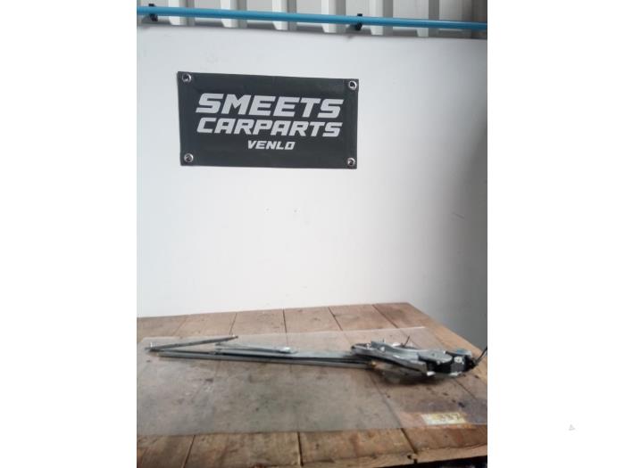 Tow bar socket