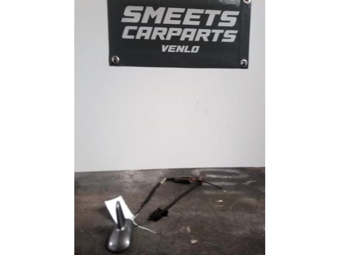 Begagnade GPS-antenn Mercedes E Combi (S211) 2.2 E-220 CDI 16V Pris € 44,50 Marginaltabell erbjuds av Smeets Autos Venlo