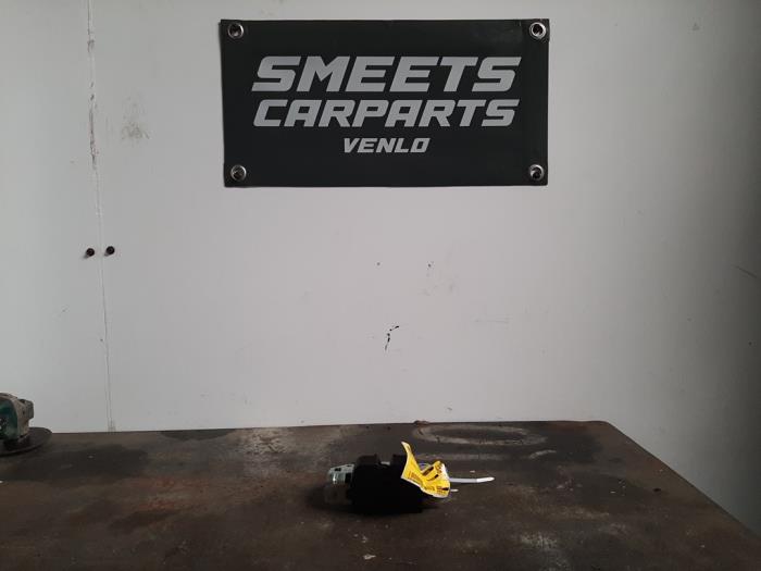 Tailgate boot lock motor