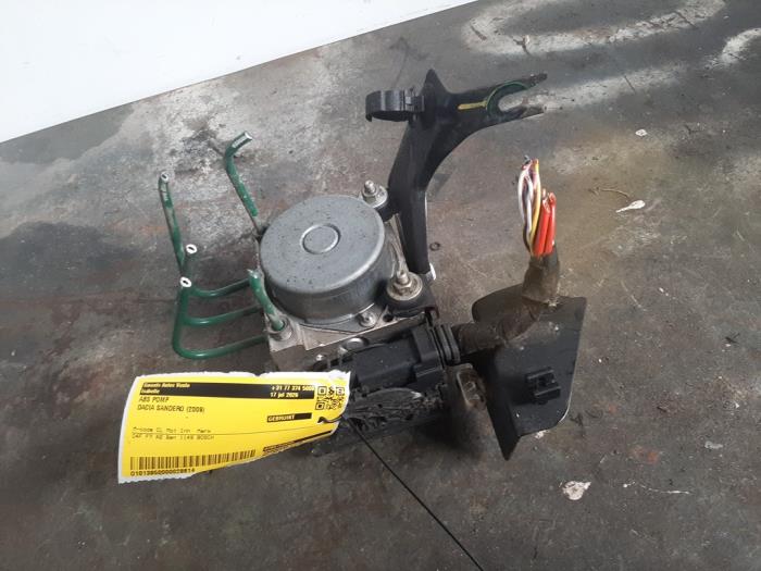 ABS Pumpe Dacia Sandero I (BS), 2008 / 2013 1.2 16V, Fließheck, Benzin, 1.149cc, 55kW (75pk), FWD, D4F732; D4FF7, 2008-11 / 2013-06, BSDA1; BSDBN; BSDM2; BSRA1; BSRBN (Gebraucht)