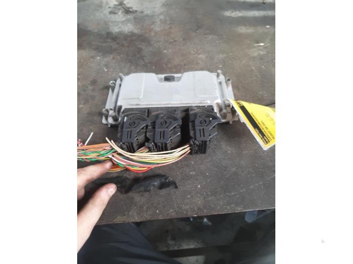 Used Engine management computer Peugeot 306 (7A/C/S) 1.6i XR,XT,ST Price on request offered by Smeets Autos Venlo