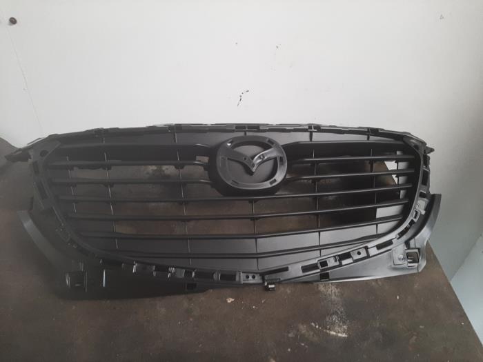 Używane Grill Mazda CX-3 (DJ/DK) Cena € 250,00 Procedura marży oferowane przez Smeets Autos Venlo