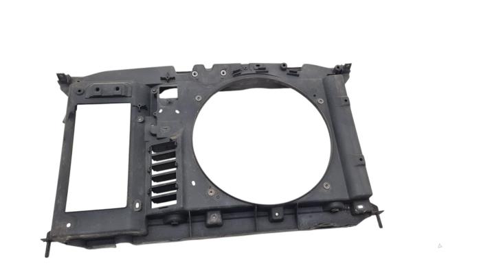 Radiator support panel