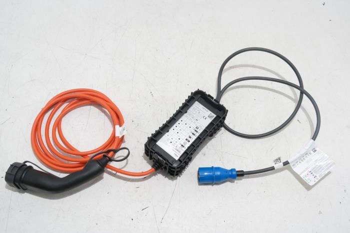 Gebrauchte Stecker DS Automobiles DS7 Crossback Preis € 258,75 Margenregelung angeboten von Bart Ebben