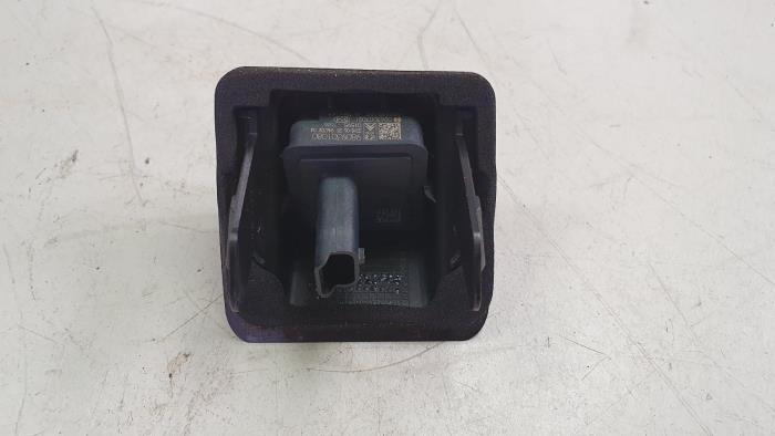 Begagnade Sensor (övriga) Opel Corsa Pris € 103,50 Marginaltabell erbjuds av Bart Ebben