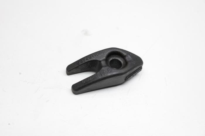 Fuel injector clamp holder