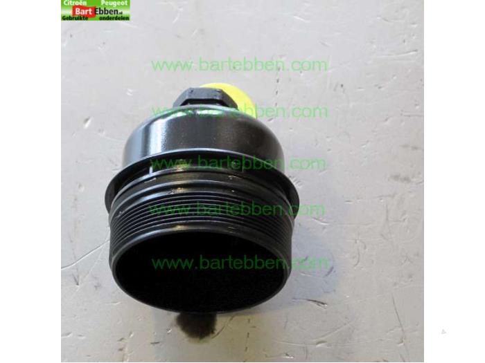 Oil filter cover