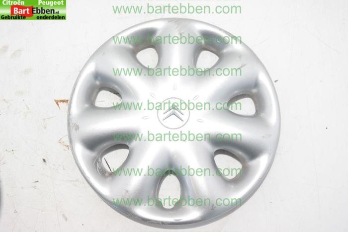 Wheel hub
