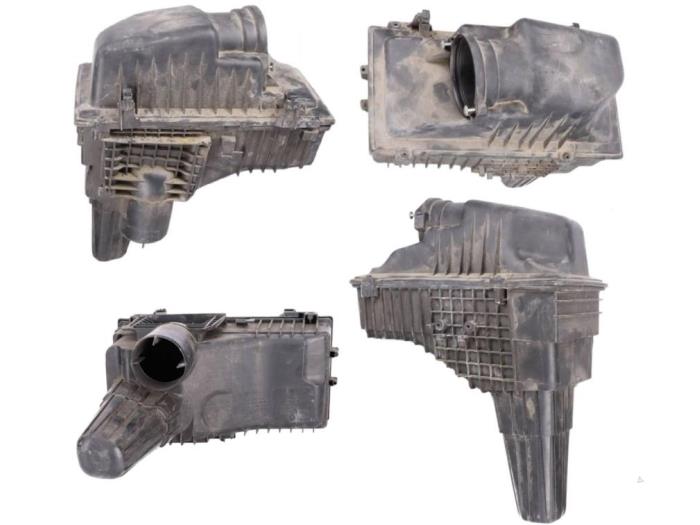Begagnade Luftfilterhus Peugeot 607 Pris € 34,50 Marginaltabell erbjuds av Bart Ebben