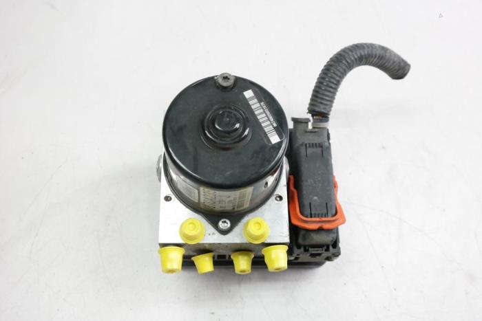 Begagnade ESP-pump Citroen C-Crosser Pris € 345,00 Marginaltabell erbjuds av Bart Ebben