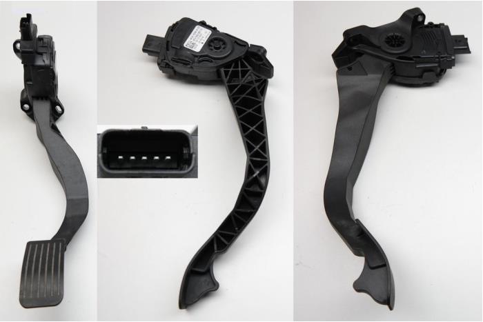Gebrauchte Pedale Set Peugeot 1007 Preis € 46,00 Margenregelung angeboten von Bart Ebben