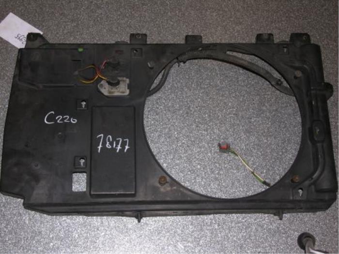 Begagnade Front Citroen Picasso Pris € 40,25 Marginaltabell erbjuds av Bart Ebben