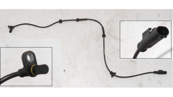 Begagnade ABS-sensor Peugeot 107 Pris € 34,50 Marginaltabell erbjuds av Bart Ebben
