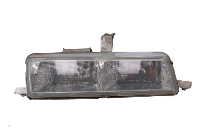 Używane Halogen prawy Citroen XM Cena € 28,75 Procedura marży oferowane przez Bart Ebben