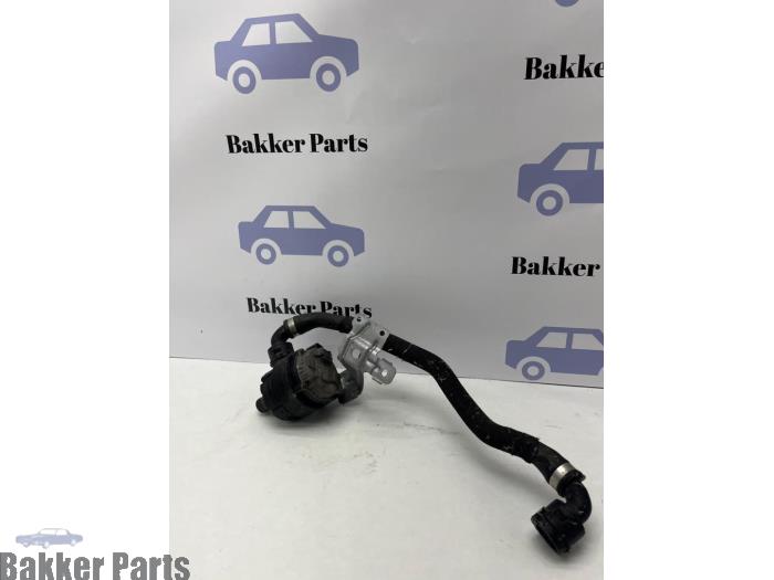 Begagnade Extra vattenpump BMW 7 serie (G11/12) 740e,Le Pris € 75,00 Marginaltabell erbjuds av Bakker Parts