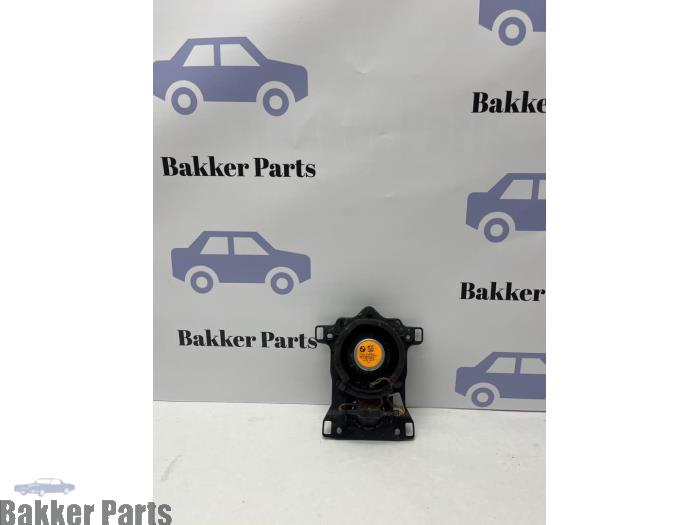 Używane Glosnik BMW 7 serie (G11/12) 740e,Le Cena € 40,00 Procedura marży oferowane przez Bakker Parts