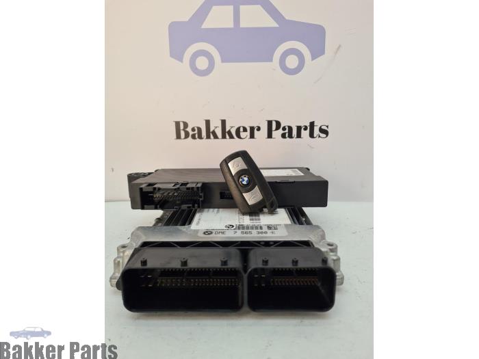 Used Ignition lock + computer BMW 3 serie (E90) 318i 16V Price € 175,00 Margin scheme offered by Bakker Parts