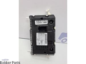 Innerdisplay från en Ford Fiesta 6 (JA8) 1.0 EcoBoost 12V 100 2014