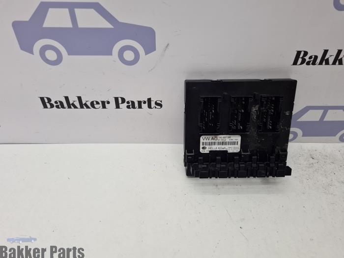 Used Body control computer Volkswagen Golf VI (5K1) 2.0 GTD 16V Price € 60,00 Margin scheme offered by Bakker Parts