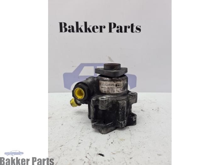 Usagé Pompe de direction Audi A4 (B7) 2.0 TDI 16V Quattro Prix € 40,00 Règlement à la marge proposé par Bakker Parts