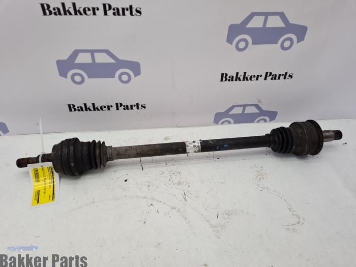 Gebrauchte Antriebswelle links hinten Mercedes ML III (166) 2.1 ML-250 CDI 16V BlueTEC 4-Matic Preis € 90,00 Margenregelung angeboten von Bakker Parts