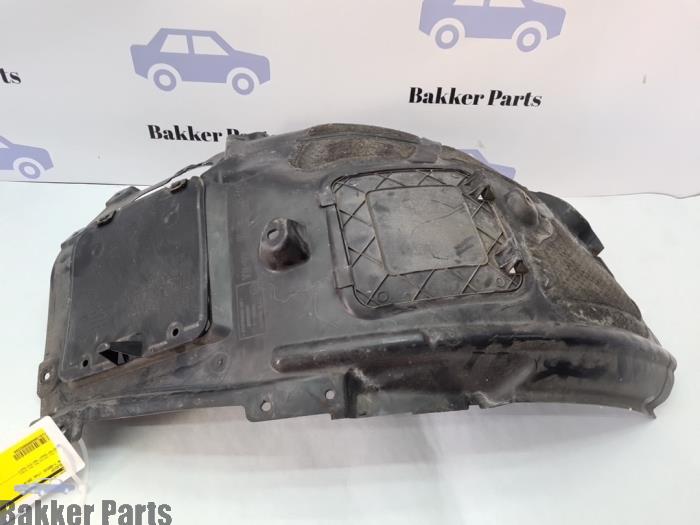 Używane Nadkole BMW 7 serie (G11/12) 740e,Le Cena € 40,00 Procedura marży oferowane przez Bakker Parts