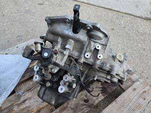 Begagnade Växellåda Opel Karl 1.0 12V Pris € 300,00 Marginaltabell erbjuds av Bakker Parts