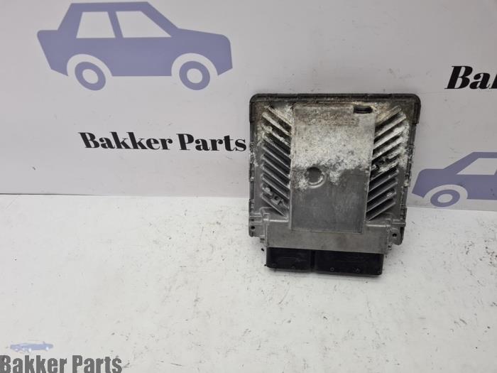 Used Engine management computer Volkswagen Passat (3C2) 2.0 TDI 16V 140 4Motion Price € 125,00 Margin scheme offered by Bakker Parts