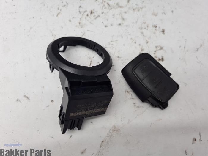 Engine management computer from a Ford Fiesta 6 (JA8) 1.25 16V 2012