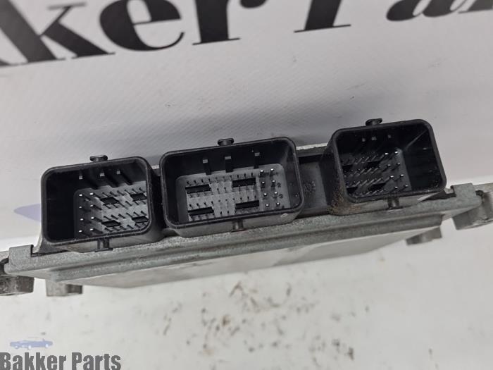Engine management computer from a Ford Fiesta 6 (JA8) 1.25 16V 2012