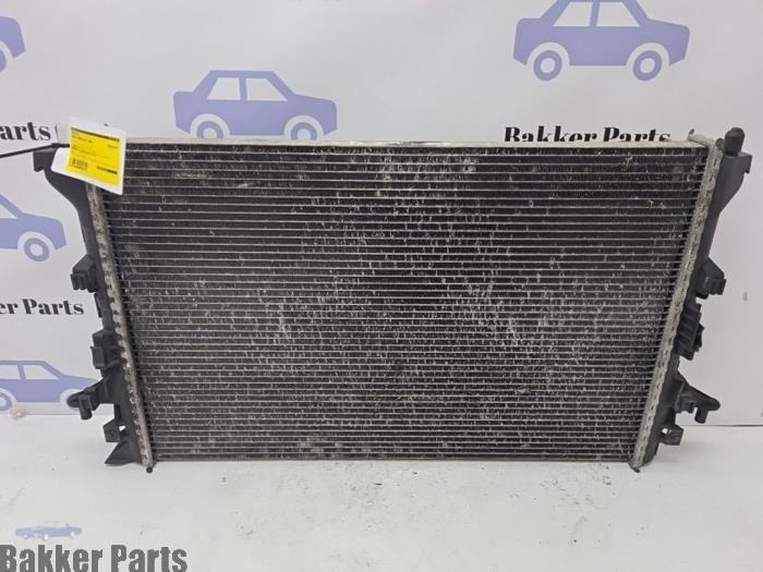 Usagé Radiateur Renault Espace (JK) 2.0 16V Prix € 50,00 Règlement à la marge proposé par Bakker Parts