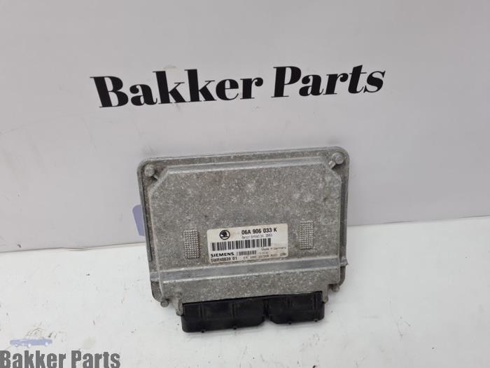 Used Engine management computer Skoda Octavia Combi (1U5) 1.6 Price € 60,00 Margin scheme offered by Bakker Parts
