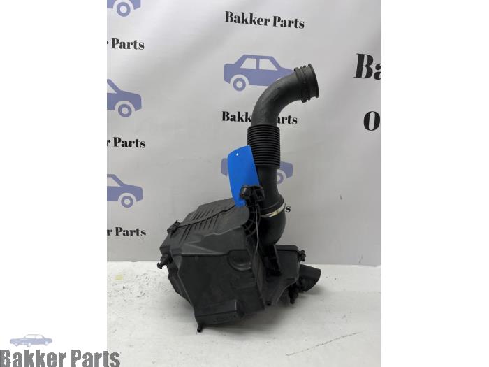 Begagnade Luftfilterhus Ford Focus 4 1.0 Ti-VCT EcoBoost 12V 100 Pris € 45,00 Marginaltabell erbjuds av Bakker Parts