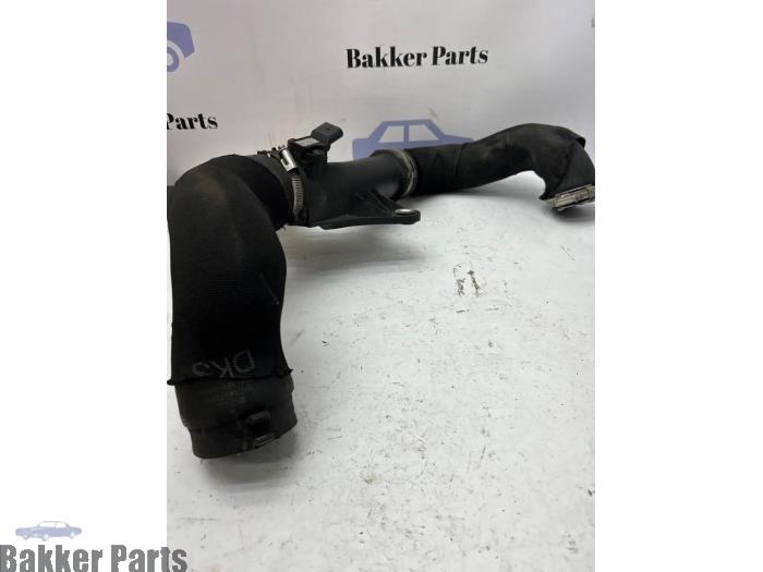 Gebrauchte Intercooler Rohr Audi A4 (B8) 2.7 TDI V6 24V Preis € 50,00 Margenregelung angeboten von Bakker Parts