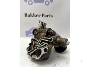 Begagnade Oljepump Volkswagen Golf VI (5K1) 2.0 GTI 16V Pris € 60,00 Marginaltabell erbjuds av Bakker Parts