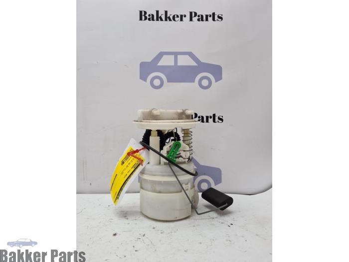 Begagnade Bensinpump Dacia Sandero II 0.9 TCE 12V Pris € 45,00 Marginaltabell erbjuds av Bakker Parts