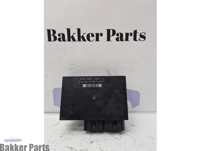 Used Body control computer Volkswagen Golf IV (1J1) 1.6 16V Price € 15,00 Margin scheme offered by Bakker Parts