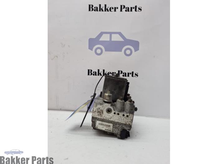 Begagnade ABS-pump Volvo V40 (VW) 1.8 16V Pris € 40,00 Marginaltabell erbjuds av Bakker Parts