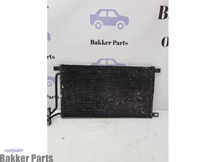 Usagé Radiateur clim BMW X3 (E83) 3.0d 24V Prix € 40,00 Règlement à la marge proposé par Bakker Parts