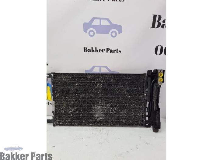 Usagé Radiateur clim BMW 3 serie (E46/4) 330d 24V Prix € 40,00 Règlement à la marge proposé par Bakker Parts