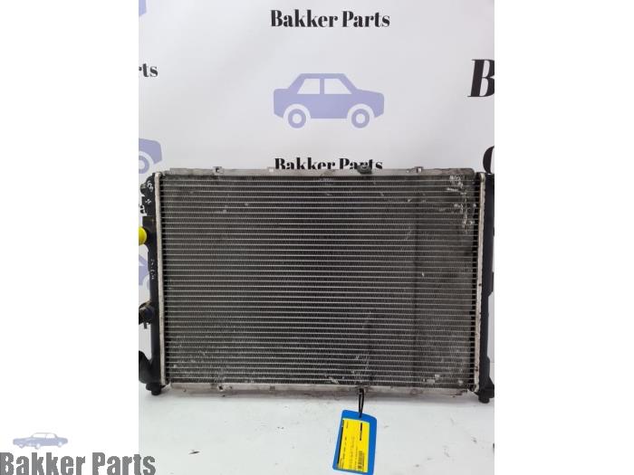 Usagé Radiateur Renault Megane Scénic (JA) 2.0 RT Prix € 40,00 Règlement à la marge proposé par Bakker Parts