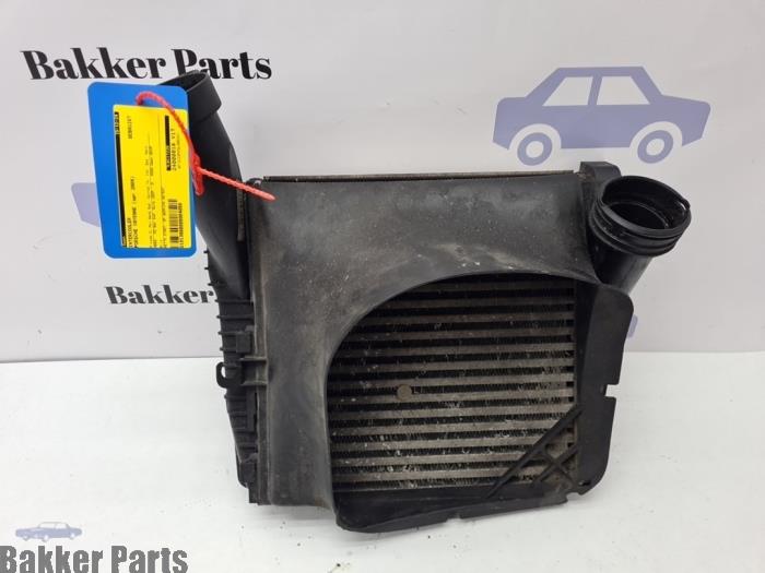 Used Intercooler Porsche Cayenne (9PA) 4.5 V8 32V Turbo Price € 40,00 Margin scheme offered by Bakker Parts