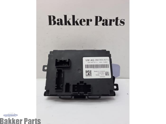 Begagnade Sätesdator Volkswagen Tiguan (AD1) 1.5 TSI 16V Pris € 70,00 Marginaltabell erbjuds av Bakker Parts